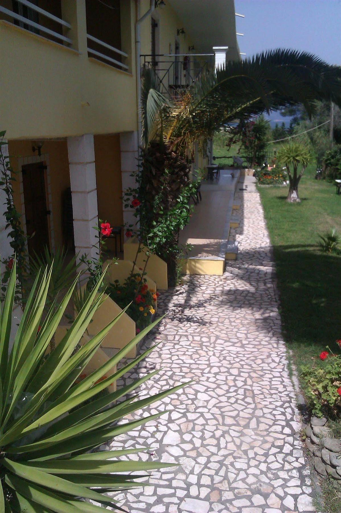 Athina Aparthotel Kavos Luaran gambar